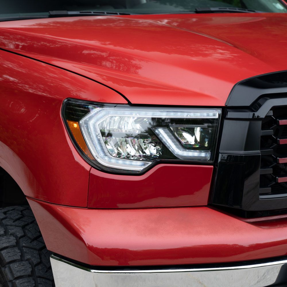 2007+ Toyota Tundra/Sequoia LED Reflector Headlights (pair)