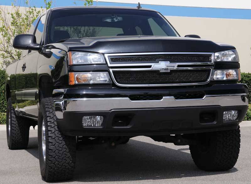 T-REX Grilles 51106 Black Mild Steel Small Mesh Grille Fits 2007-2007 Chevrolet Silverado 1500 Classic Silverado 2500 Classic Silverado 3500 Classic
