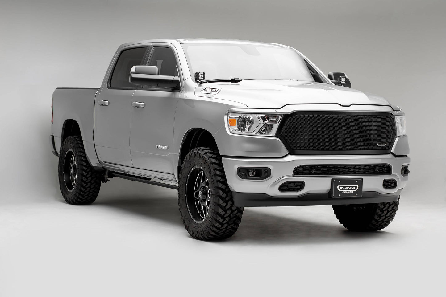 T-REX Grilles 51465 Black Mild Steel Small Mesh Grille Fits 2019-2023 Ram 1500 Laramie 1500 Lone Star 1500 Big Horn 1500 Tradesman